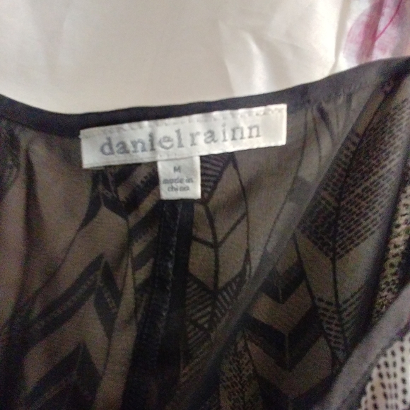 Daniel Rainn sheer patterned Cami Tank Top - Picture 5 of 9